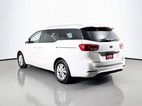 Used 2016 Kia Sedona LX w/ LX Convenience Package image 3
