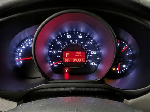 Used 2017 Kia Soul FWD image 36
