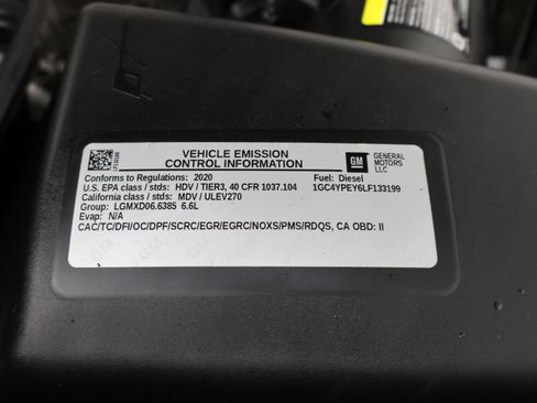 Used 2020 Chevrolet Silverado 2500 LTZ w/ LTZ Premium Package AWD/4WD image 27