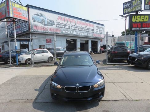 Used 2015 BMW 328i xDrive Sedan AWD/4WD image 6