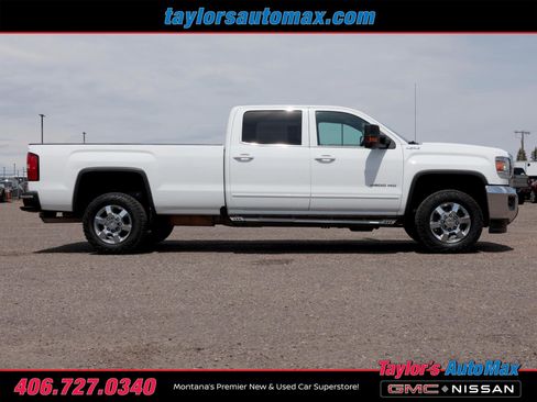 Used 2018 GMC Sierra 3500 SLE AWD/4WD image 3