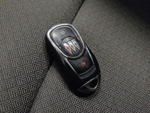 Used 2024 Buick Encore GX Preferred FWD image 32