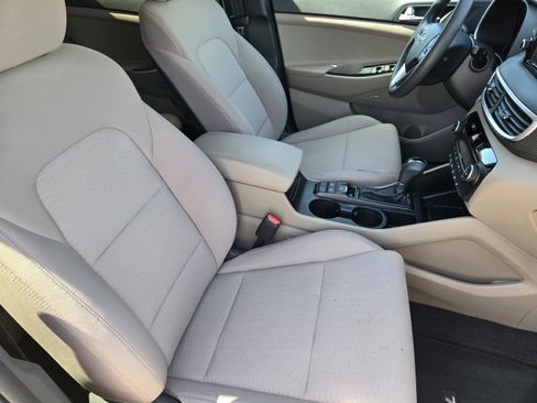 Used 2019 Hyundai Tucson Sport w/ Cargo Package FWD image 10