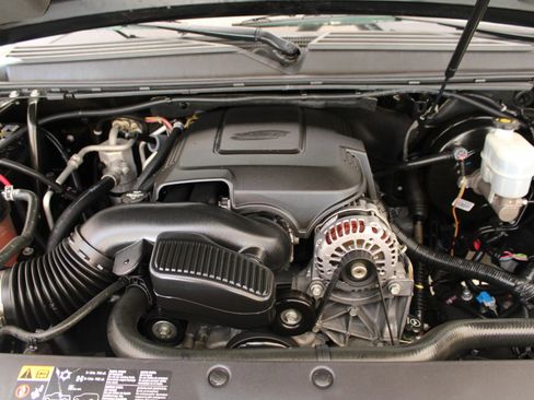 Used 2013 GMC Yukon Denali image 23