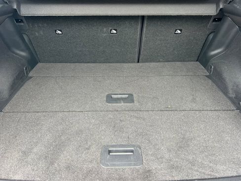 Used 2024 Nissan Ariya FWD image 17