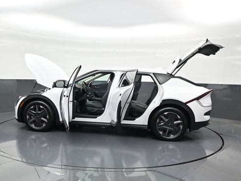 Used 2025 Kia EV6 Light RWD image 38