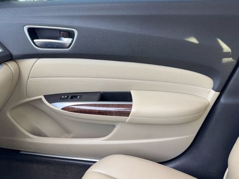 Used 2019 Acura TLX FWD image 28