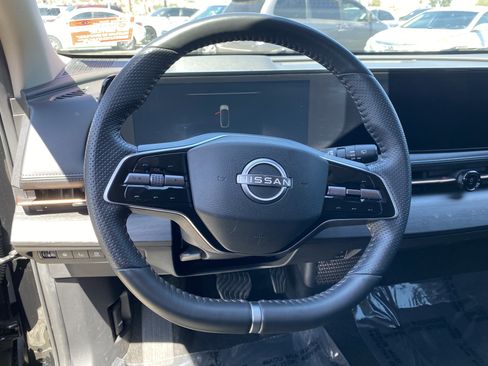 Used 2023 Nissan Ariya FWD image 26