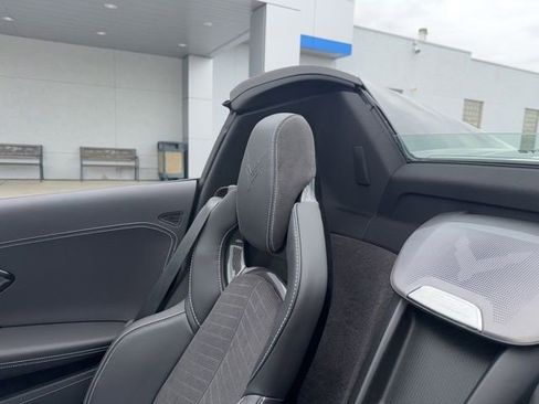 Used 2024 Chevrolet Corvette Stingray Preferred Conv w/ Z51 Performance Package RWD image 49