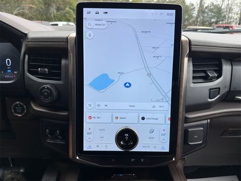 Used 2023 Ford Expedition Max King Ranch image 31