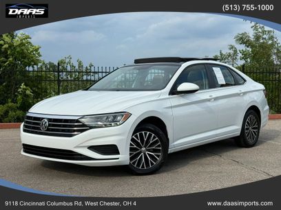Used 2020 Volkswagen Jetta SE w/ SE Cold Weather Package