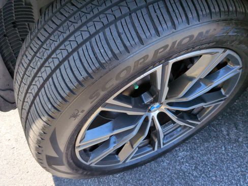 Used 2023 BMW X6 xDrive40i AWD/4WD image 13