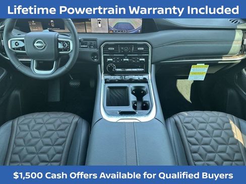 New 2025 Nissan Armada Platinum Reserve image 2