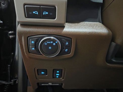 Used 2020 Ford F250 King Ranch w/ King Ranch Ultimate Package AWD/4WD image 41
