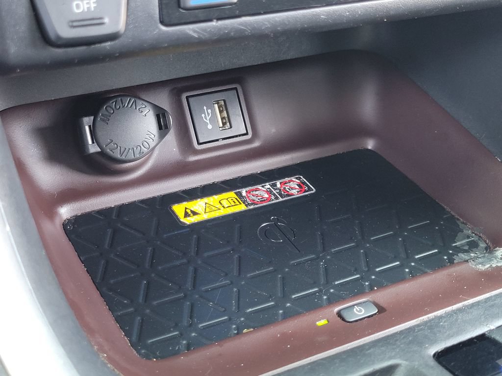 Used 2024 Toyota RAV4 Limited AWD/4WD image 14