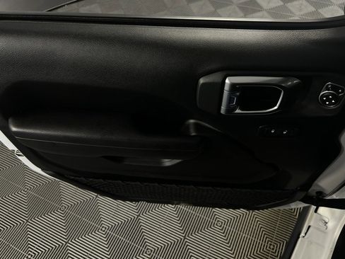 Certified 2023 Jeep Wrangler Unlimited image 23