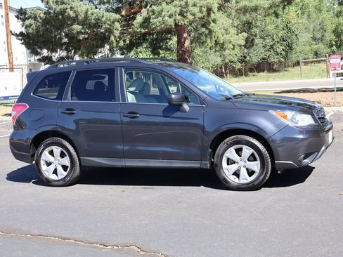 Used 2014 Subaru Forester 2.5i Limited w/ Popular Package #2 AWD/4WD image 2