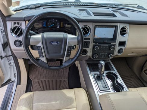 Used 2017 Ford Expedition Limited w/ Equipment Group 301A image 16