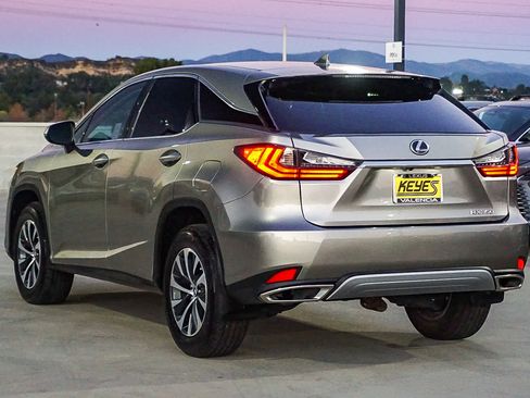 Used 2022 Lexus RX 350 FWD image 2