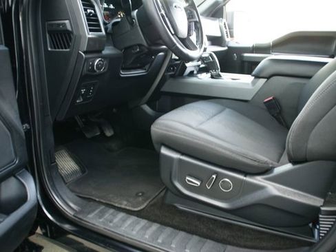 Used 2018 Ford F150 XLT w/ Equipment Group 302A Luxury image 17