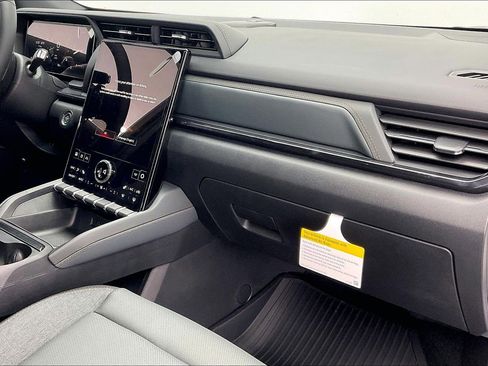 New 2026 GMC Terrain AT4 w/ Technology Package II image 6