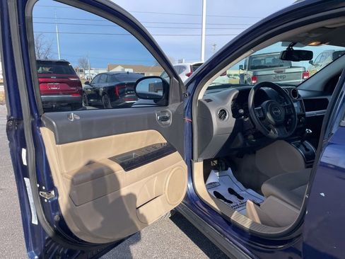 Used 2016 Jeep Compass Sport w/ Power Value Group image 15