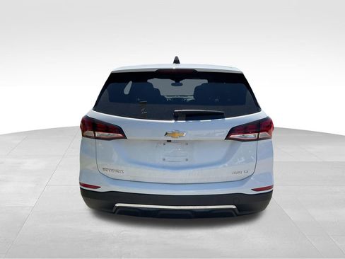 Used 2023 Chevrolet Equinox LT AWD/4WD image 8