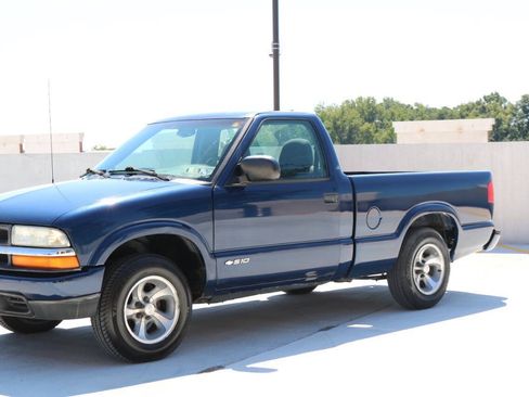 Used 2003 Chevrolet S10 Pickup LS RWD image 44