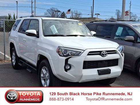 Used 2024 Toyota 4Runner SR5 Premium w/ Moonroof Package image 1