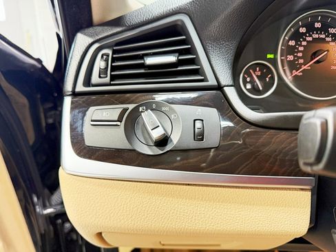 Used 2012 BMW 528i xDrive Sedan image 14