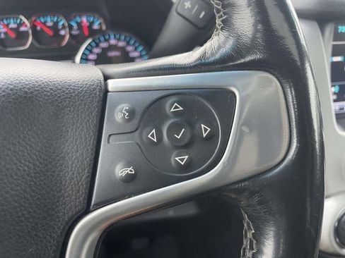 Used 2019 GMC Yukon XL SLT w/ Open Road Package AWD/4WD image 23
