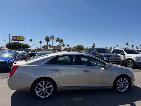 Used 2014 Cadillac XTS Luxury image 12