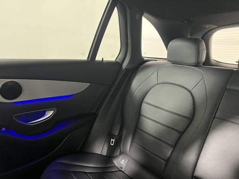 Used 2022 Mercedes-Benz GLC 300 image 13