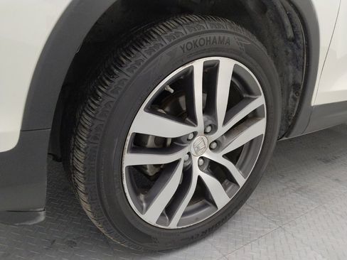 Used 2018 Honda Pilot Touring image 31