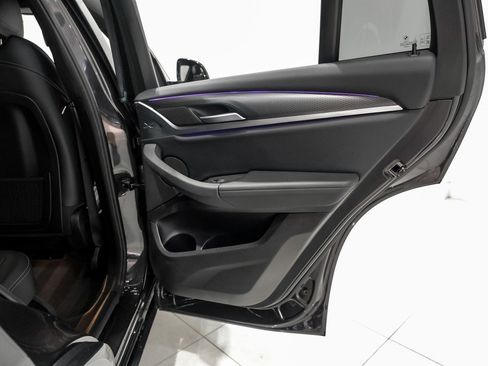 Used 2022 BMW X4 xDrive30i w/ M Sport Package 2 image 44