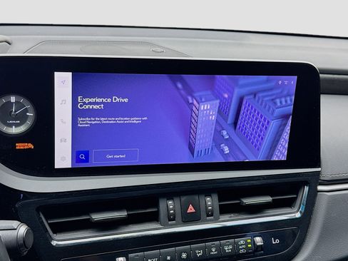 Used 2024 Lexus ES 300h w/ Premium Package image 9