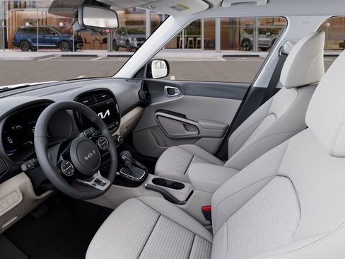 New 2025 Kia Soul EX image 17