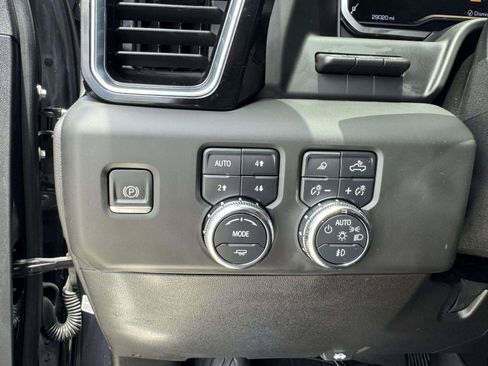 Used 2024 GMC Sierra 2500 Denali w/ Denali Reserve Package AWD/4WD image 24