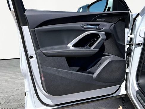 New 2026 Audi Q5 Premium Plus image 18