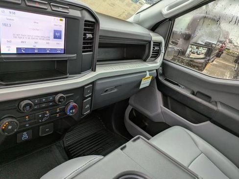 Certified 2024 Ford F550 4x4 Regular Cab Super Duty image 16