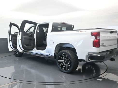 Used 2020 Chevrolet Silverado 1500 LT w/ All-Star Edition image 77