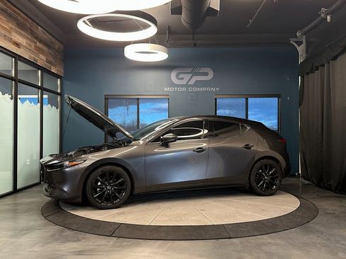 Used 2019 MAZDA MAZDA3 AWD Hatchback w/ Premium Pkg image 23