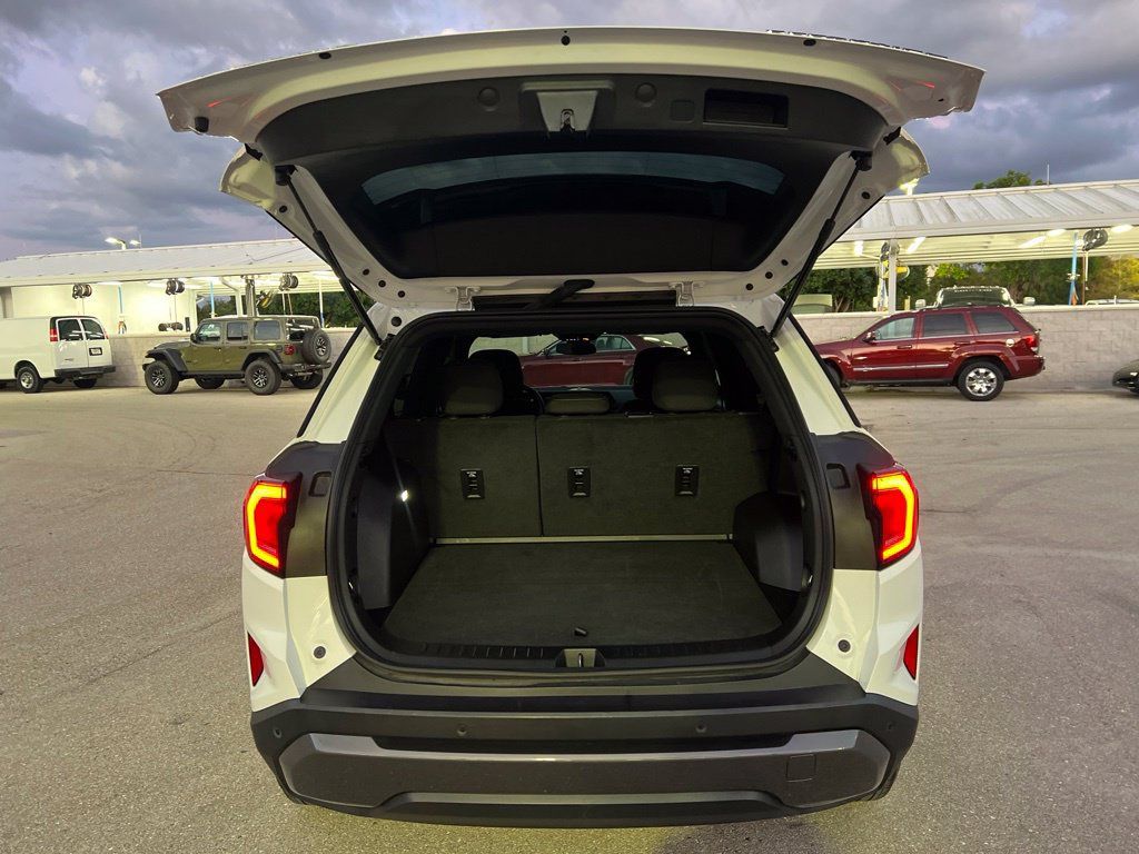 Used 2026 GMC Terrain Elevation FWD image 12