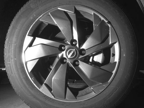 Used 2025 Nissan Rogue SV image 13