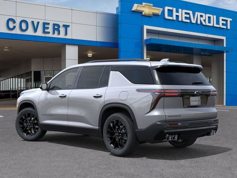 New 2026 Chevrolet Traverse LT w/ Midnight/Sport Edition image 3