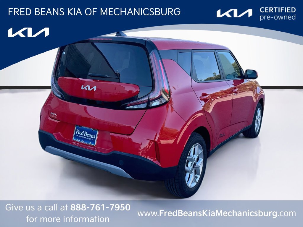 Certified 2023 Kia Soul LX w/ LX Technology Package FWD image 7