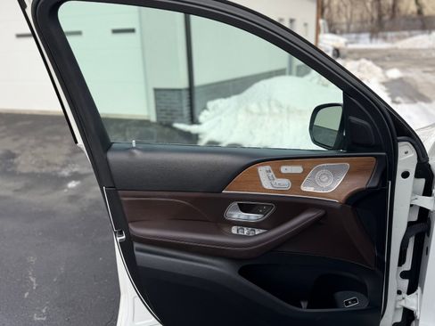 Used 2022 Mercedes-Benz GLE 350 4MATIC image 16