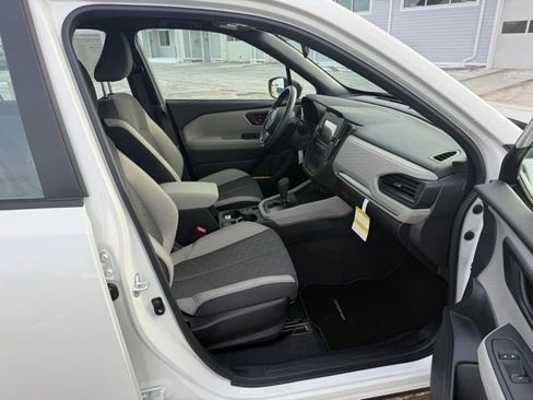 Certified 2025 Subaru Forester Base image 12