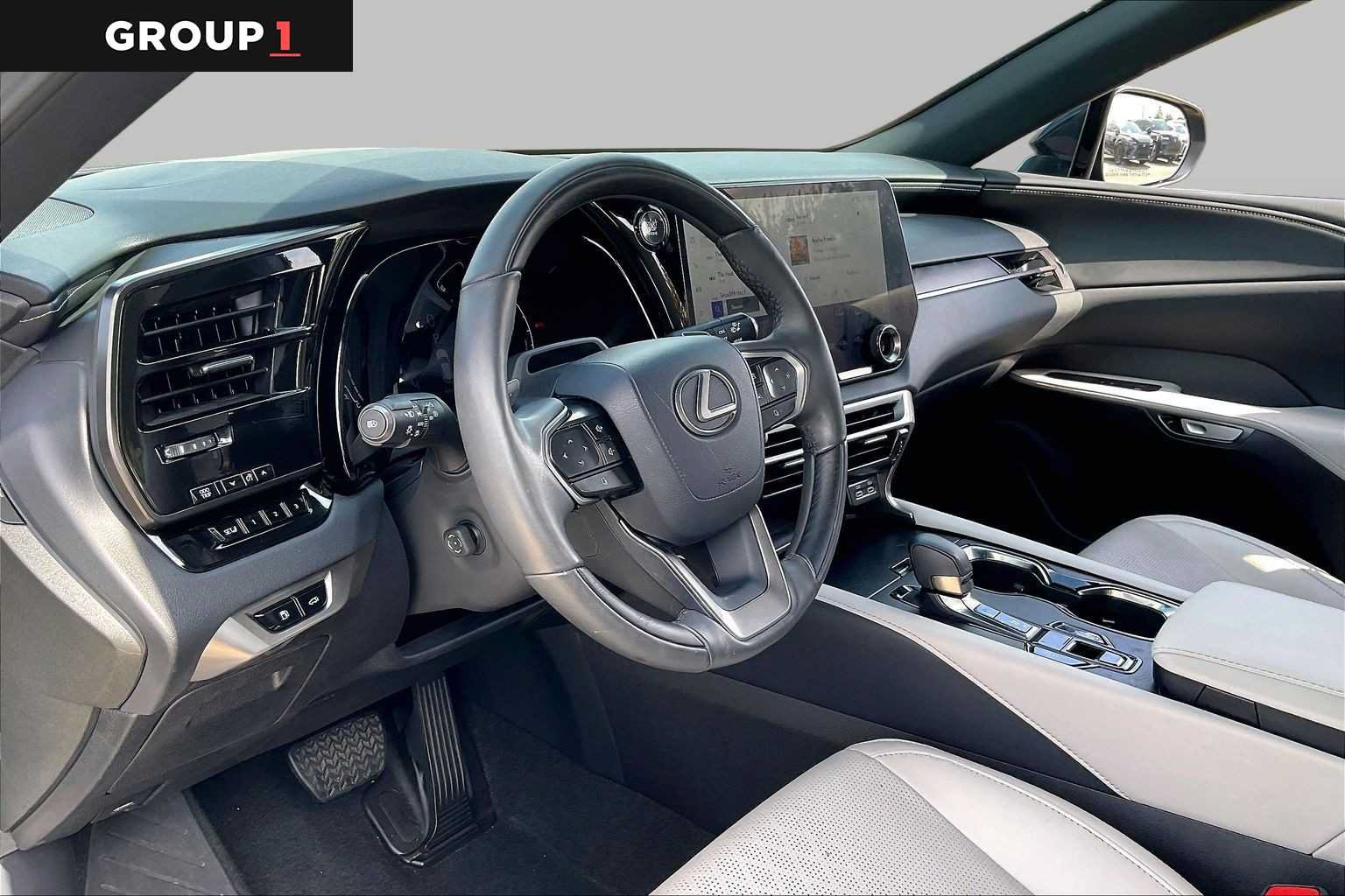 Used 2024 Lexus RX 350 Premium Plus w/ Convenience Package FWD image 15