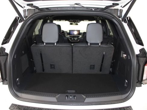 New 2026 Ford Explorer ST-Line AWD/4WD image 16